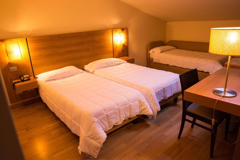 Country House Corte Del Sole Campolungo 객실 사진